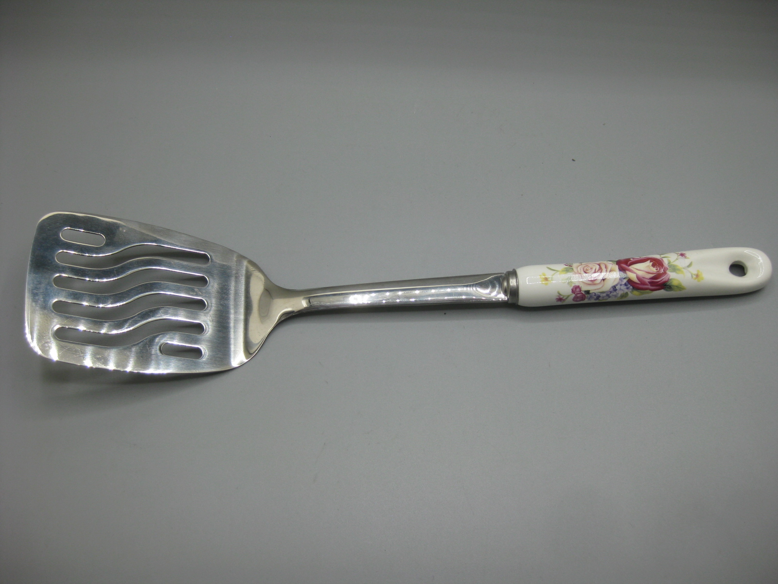 Лопатка с прорезями, с керамической ручкой, большая LK-4